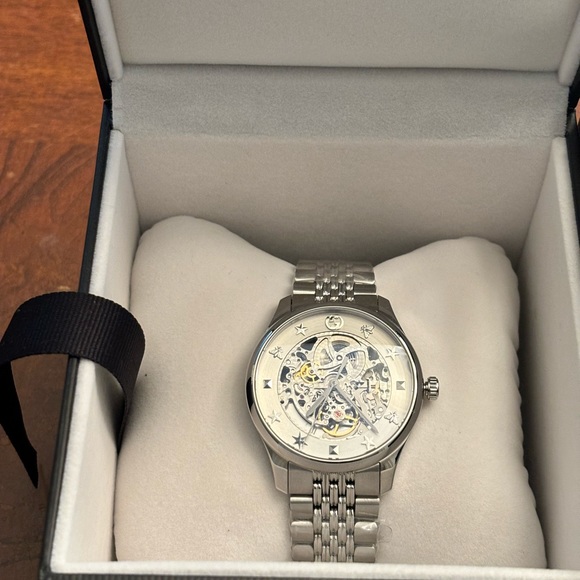 Pre-Owned Authentic Limited Edition Gucci Men's Skeleton Automatic 40mm Watch! - Picture 4 of 11